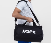 Mala Asics Estampada com alças Preta na Centauro