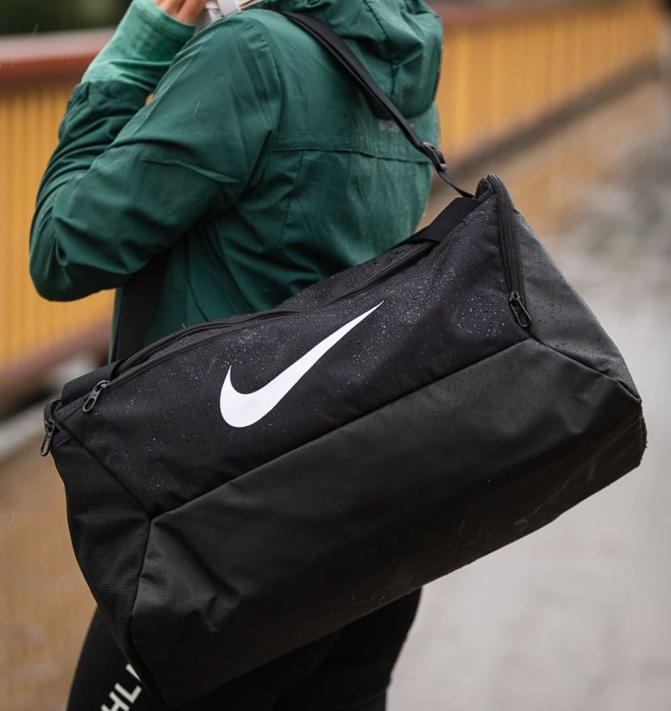 Mala Nike Brasilia S Duff 9.5 – 41 Litros na Centauro