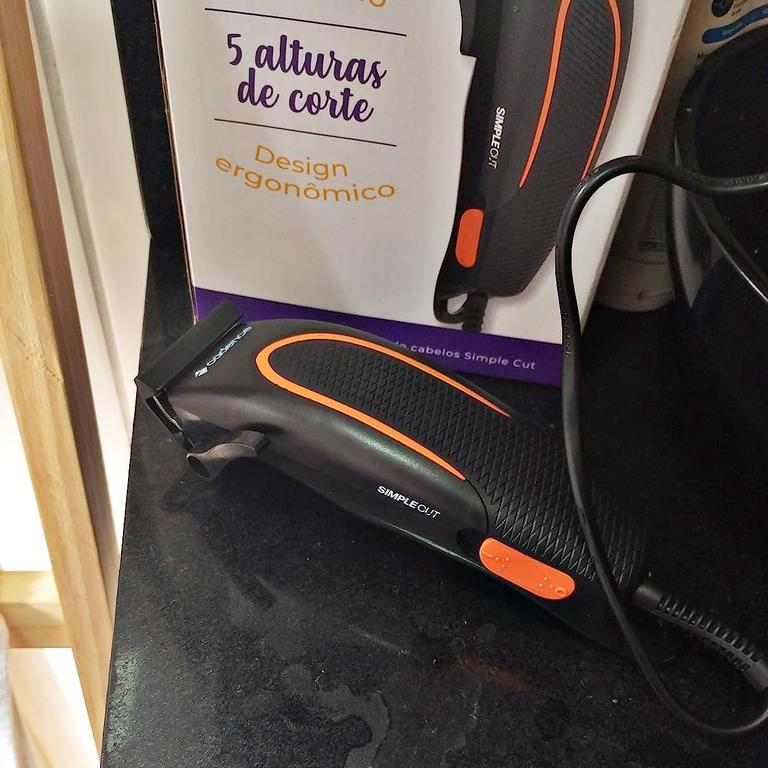 Máquina De Cortar Cabelo Cadence Simple Cut 127V – CAB181, Modelo: CAB181-127V, Cor: PRETO e LARANJA na Amazon