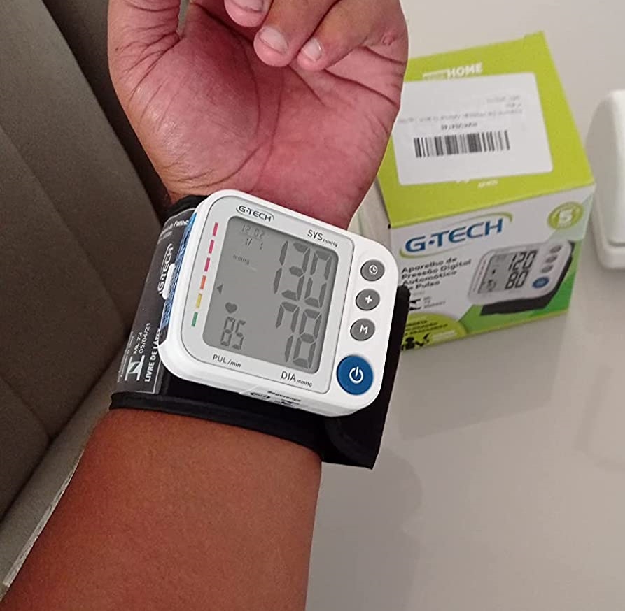 Medidor De Pressão Arterial Digital De Pulso Gtech Gp400 na Amazon