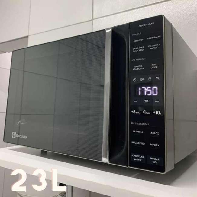 Micro-ondas Electrolux 23L Preto Efficient com Descongelamento Assistido (ME23P) na Amazon