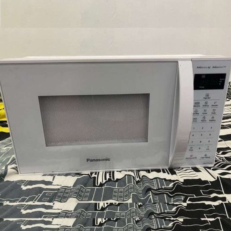 MICRO-ONDAS PANASONIC 21LT NN-ST25LWRUN 700W BRANCO (AM) na Amazon