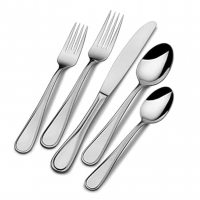 Mikasa Bravo Conjunto De Talheres De Aço Inoxidável 65 Peças, Serviço Para 12 na Amazon