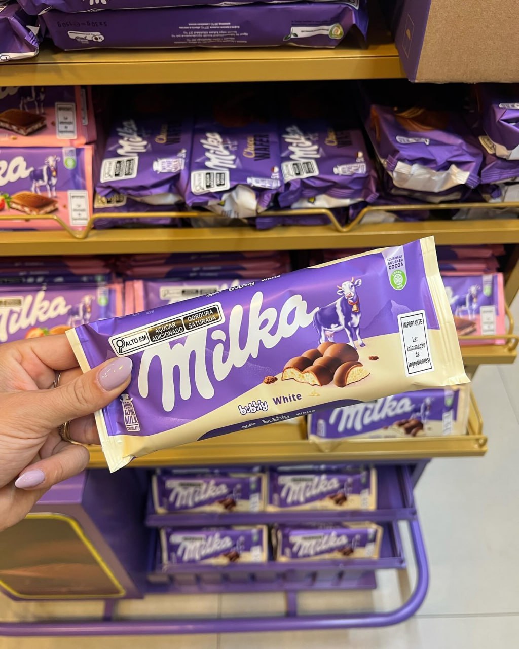 Milka, Chocolate Bubbly White, 95G na Amazon