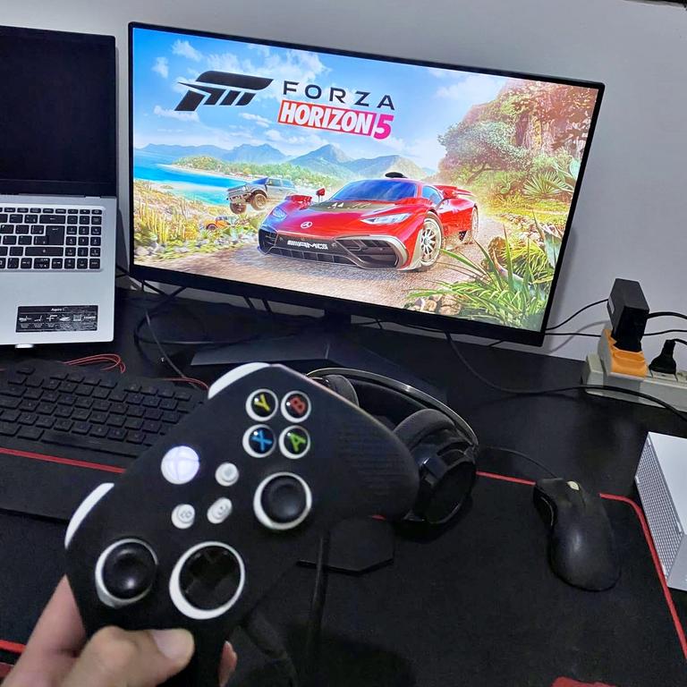 Monitor Gamer LG UltraGear –Tela IPS de 24”, Full HD (1920 x 1080), 144Hz, 1ms (GtG), HDMI, DisplayPort, HDR10, AMD FreeSync, Dynamic Action Sync–24GN60R na Amazon