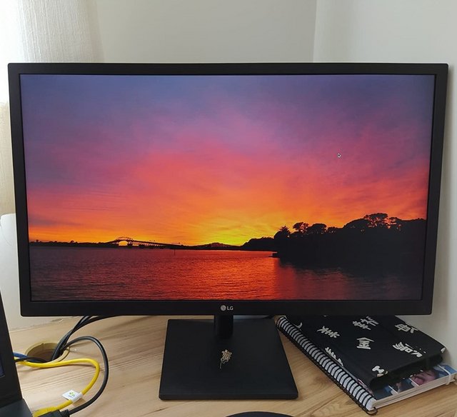 Monitor LG 23.8′ IPS, Full HD, HDMI, VESA, Ajuste de Ângulo – 24MK430H na Magazine Luiza