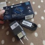 Motorola, Carregador Turbo Power 20W, Cabo 1 Metro, Porta USB-A, Cabo USB-C na Amazon