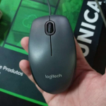 Mouse com fio USB Logitech M90 com Design Ambidestro e Facilidade Plug and Play na Amazon