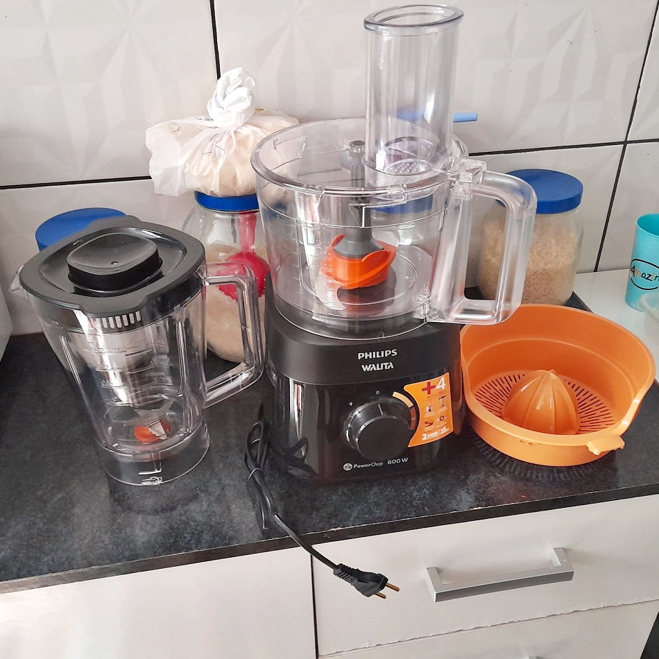 Multiprocessador PowerChop 600 Plus, Philips Walita, 4 em 1, Preto 600W – RI7300/92 na Amazon