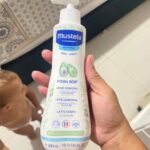Mustela Bebê Hydra Bebê e Criança 300Ml – Hidratante Corporal e Rosto Infantil Feito Com 97% De Ingredientes De Origem Natural Seguro Desde O Nascimento na Amazon