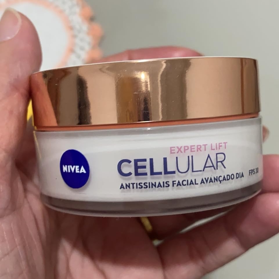 NIVEA Creme Facial Antissinais Cellular Lift Dia FPS 30 50ml na Amazon