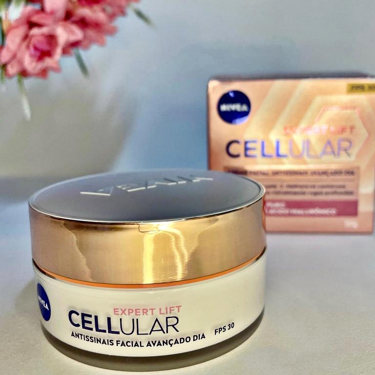 NIVEA Creme Facial Cellular Expert Lift Dia – Creme facial antissinais com bakuchiol puro, ativo revolucionário estimula a produção de colágeno em apenas 4 horas revelando uma pele mais jovem – 50ml na Amazon