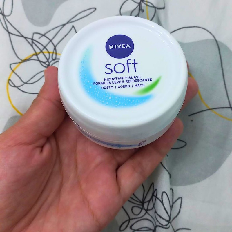 NIVEA Creme Hidratante Soft 97g – Hidratação suave e textura leve na Amazon