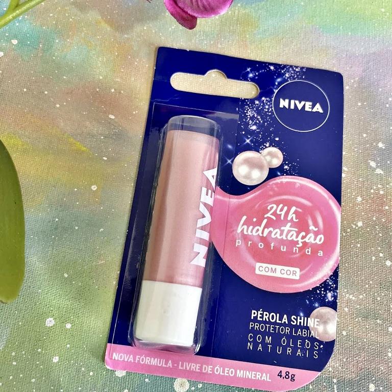 NIVEA Hidratante Labial Pérola Shine 4,8 g na Amazon