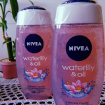 NIVEA Sabonete Líquido Waterlily & Oil 250ml – Refrescante com fragrância de lírio d’água e óleo, fórmula 100% biodegradável, sensação de pele macia, fresca e bem cuidada na Amazon