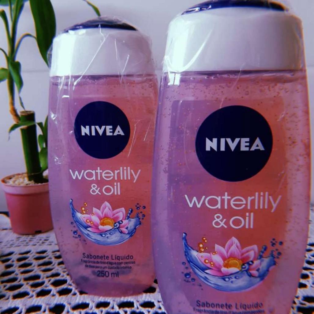 NIVEA Sabonete Líquido Waterlily & Oil 250ml na Amazon