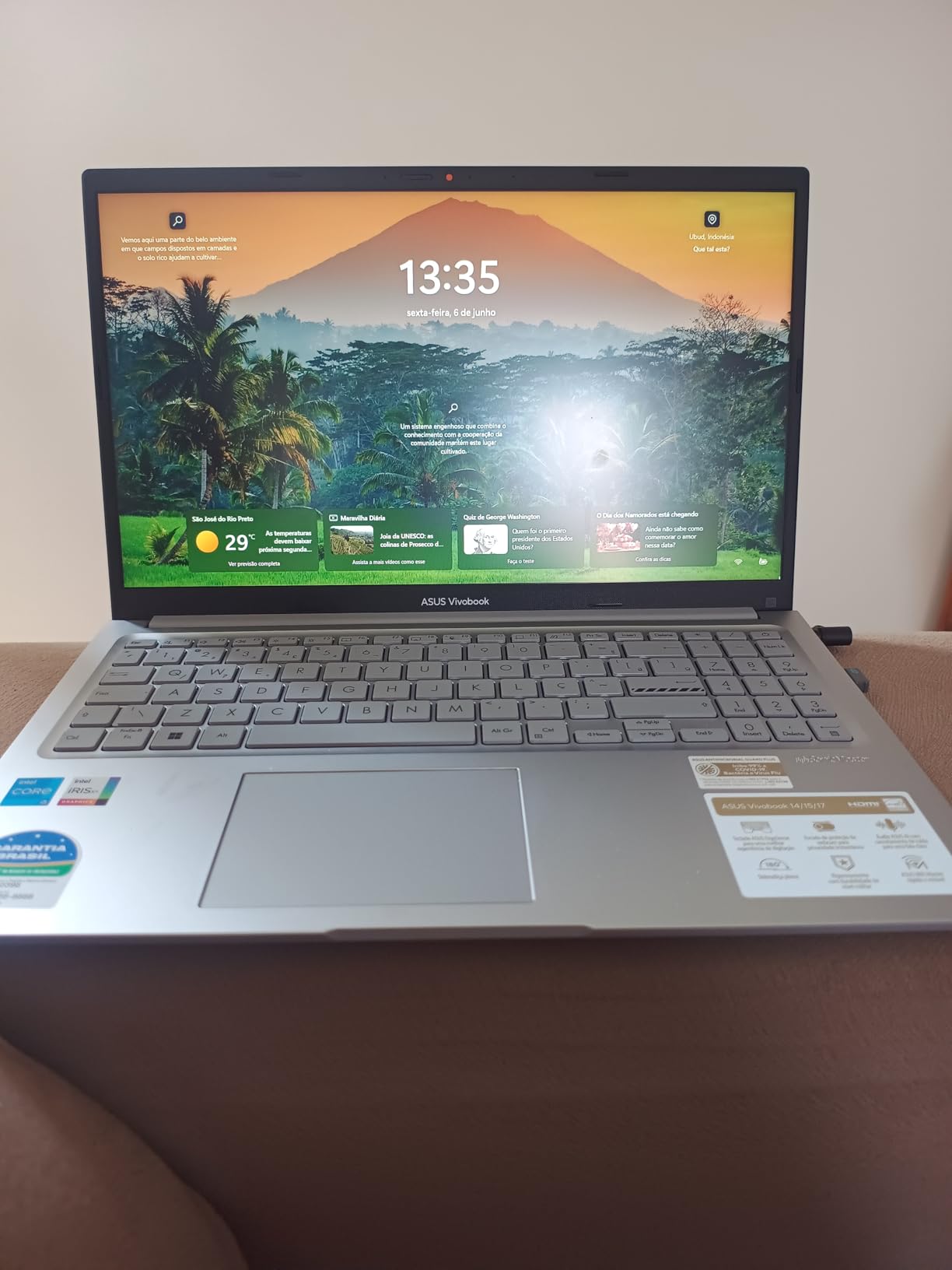 Notebook ASUS Vivobook 15, Intel Core i5 1235U, 8 GB, 256 GB SSD, W11 Home, Tela 15,6″ FHD, Cool Silver – X1504ZA-NJ985W na Amazon
