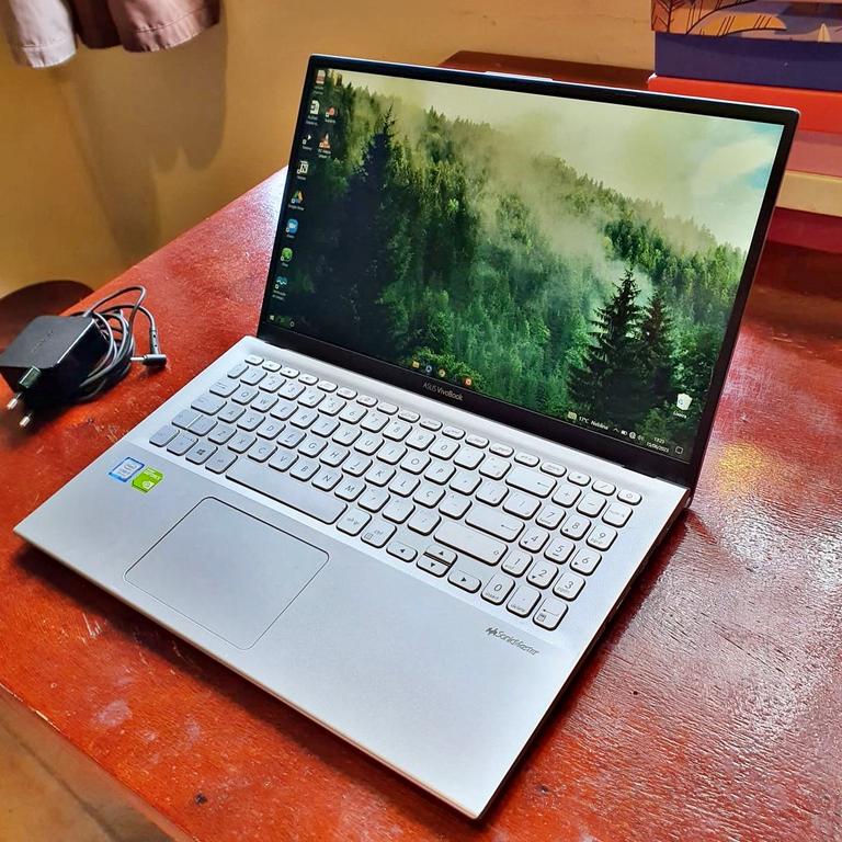 Notebook asus Vivobook 15 X1500EA-EJ3665 Intel Core i3 1115G4 3GHz 4Gb Ram 256Gb ssd Linux Endless os 15,6 Led Fhd Intel uhd Graphics Prata Metálico na Americanas