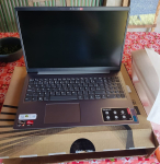 Notebook Lenovo Ultrafino IdeaPad 3 R5-5500U 8GB 256GB SSD Linux 15.6″ 82MFS00300 Cinza na Amazon