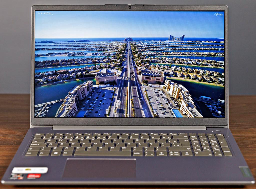Notebook Lenovo Ultrafino IdeaPad 3 R7-5700U 15.6″ AMD Radeon Graphics 12GB 512GB SSD Linux na Fastshop