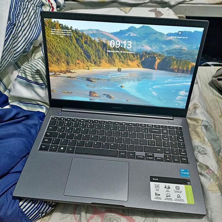 Notebook Samsung Book, Intel Core i3-1115G4, 8GB RAM, SSD 256GB, 15.6 Full HD, Windows 11, Cinza Chumbo – NP550XDA-KV4BR na Magazine Luiza