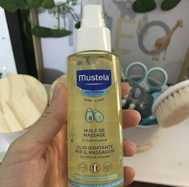 Óleo de Massagem com Abacate Orgânico Mustela, 100 ml na Amazon