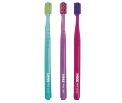 Pack com 3 Escovas Dentais KESS Pro Extra Macias na Amazon