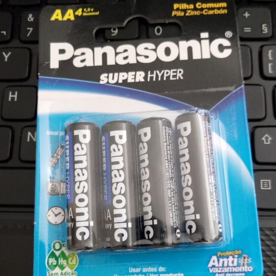 Panasonic UM-3SHS – Pilha Comum AA, Tensão 1,5 Volts, Embalagem com 4 pilhas na Amazon