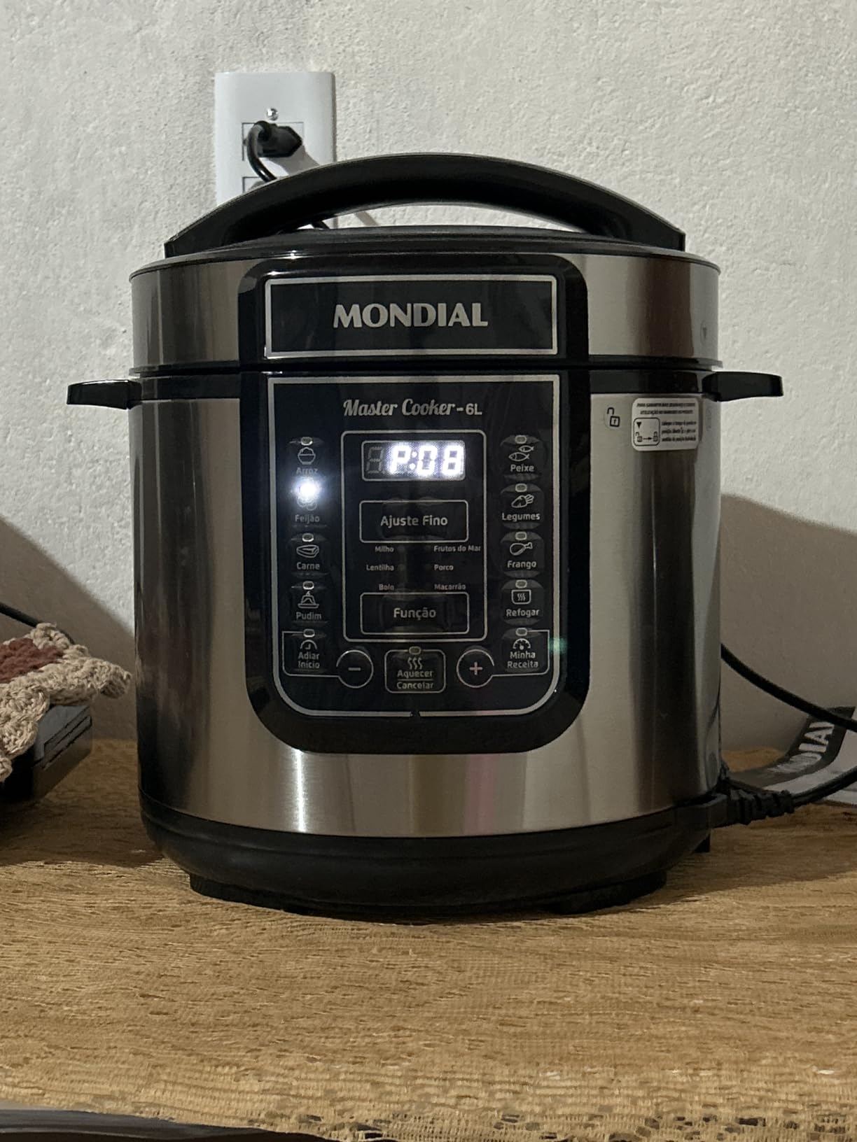 Panela de Pressão Elétrica Digital 6L, Mondial, Preto/Inox, 1000W – PE-60-6L-I na Amazon