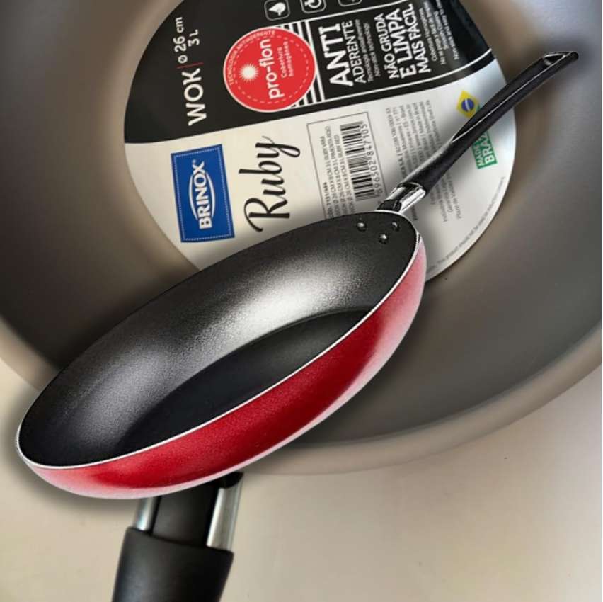 Panela Frigideira Wok Antiaderente Ø26cm Vermelha Ruby 3l Brinox na Amazon