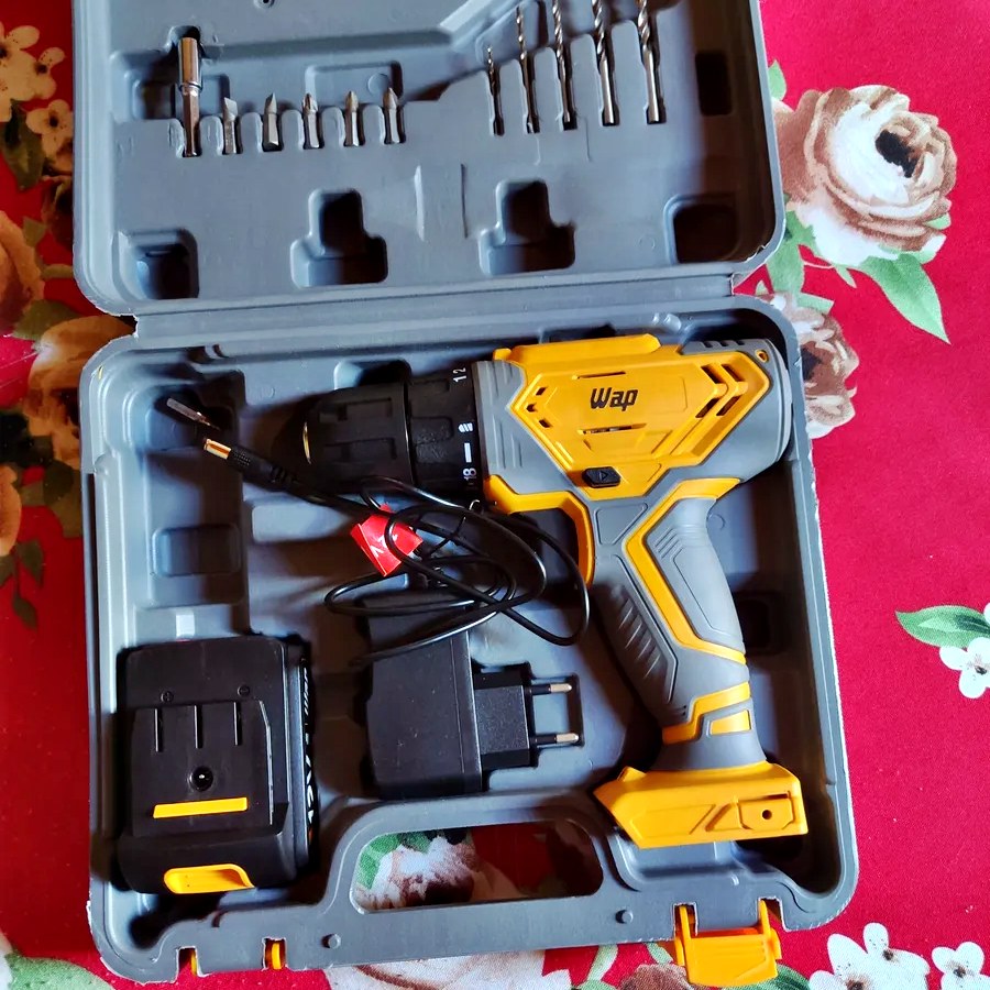 Parafusadeira e Furadeira WAP WF12K3.2 Bateria 12V Bivolt na Casas Bahia