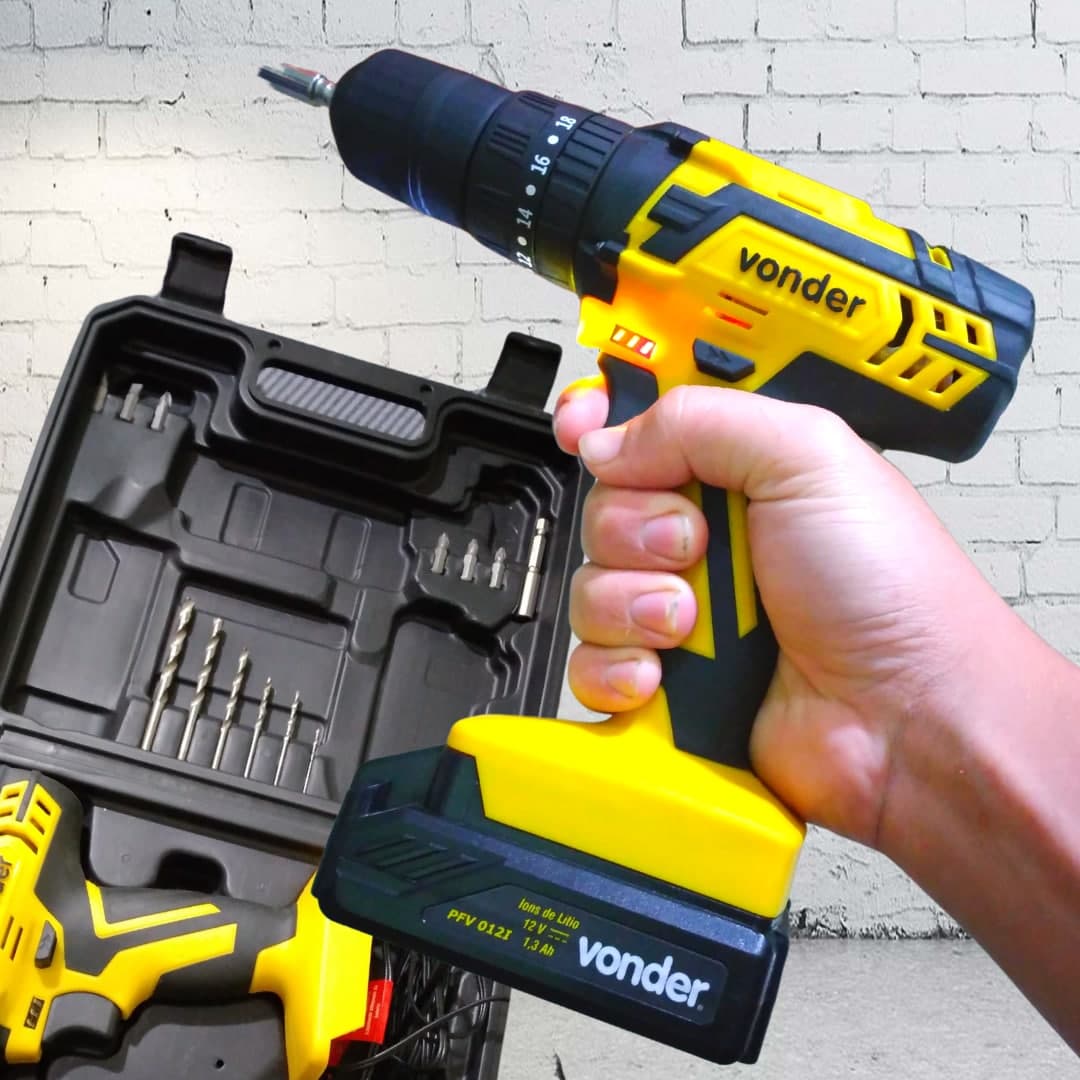 Parafusadeira/Furadeira com Impacto Bateria 12V Pfv012I – Vonder na Ponto