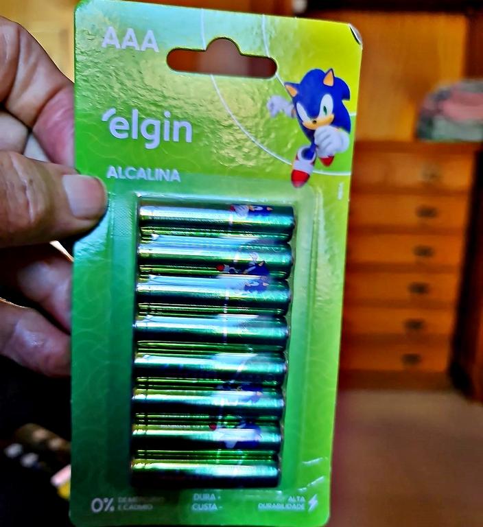 Pilha Alcalina AAA com 16 unidades Elgin Palito na Amazon