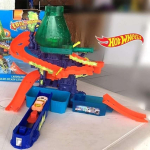 Pista Hot Wheels com Estação Cientifica, Mattel na Amazon