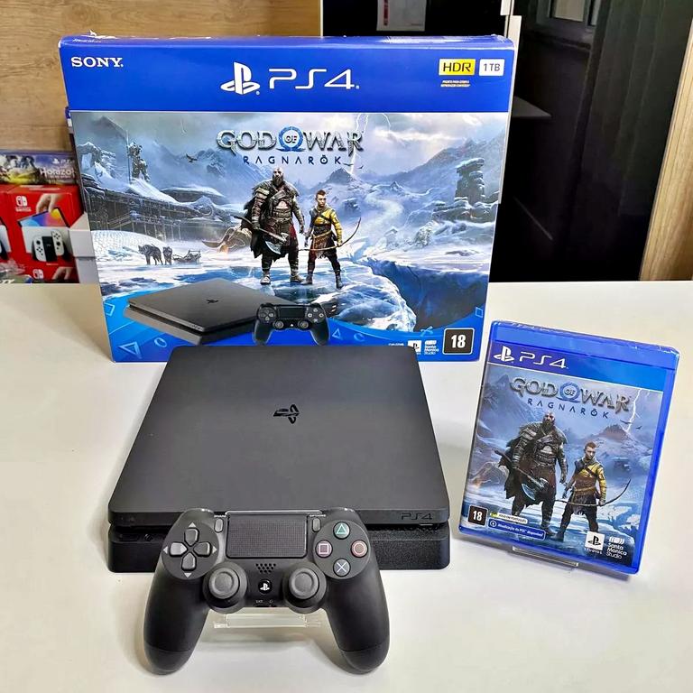 PlayStation®4 + God of War Ragnarök na Amazon