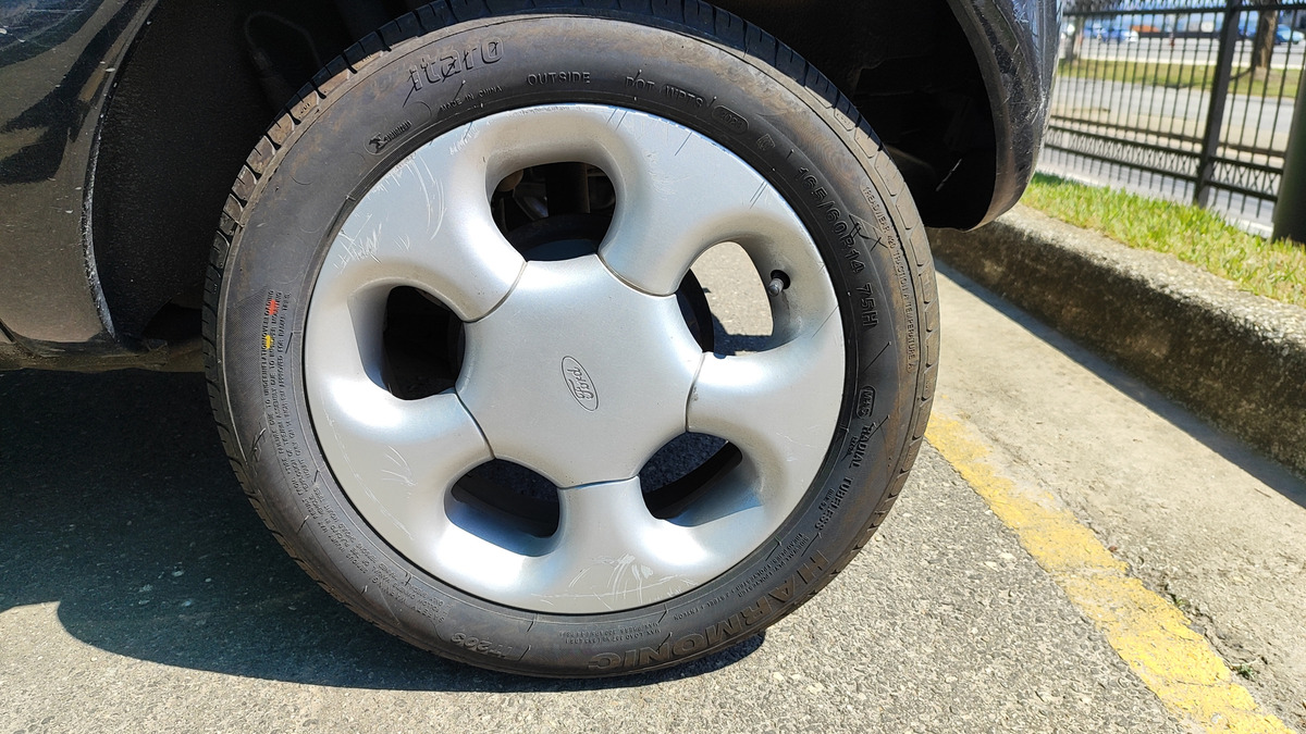 Pneu Itaro Aro 14 IT203 165/60R14 75H XL na Amazon