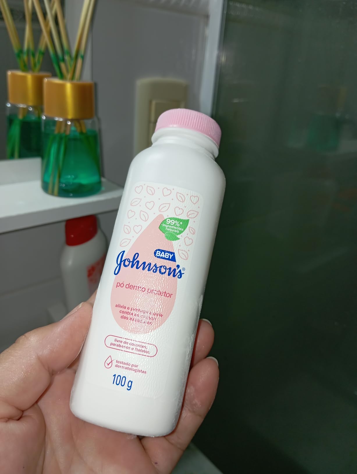 Pó Dermo Protetor JOHNSON’S® 100 g na Amazon