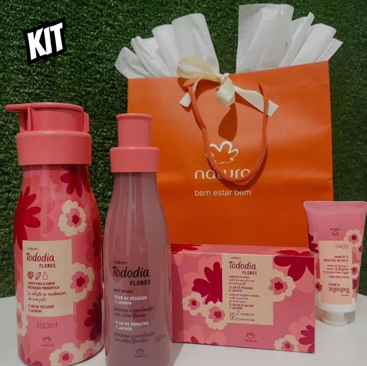 Presente Natura Tododia Flores (4 produtos) na Natura