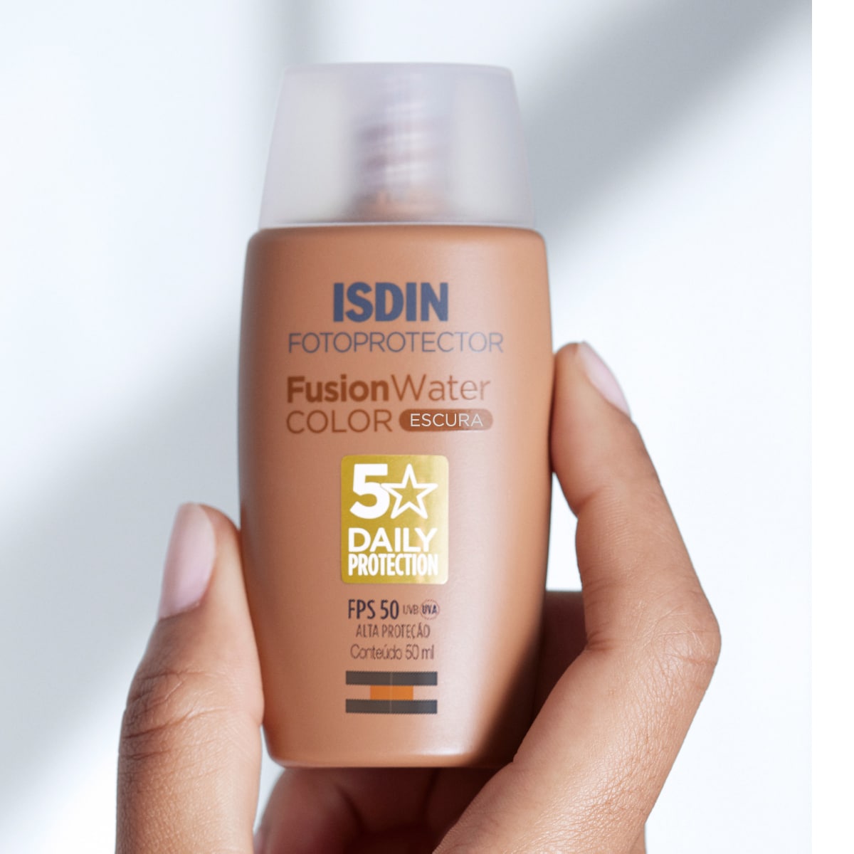 Protetor Solar Facial ISDIN Fusion Water 5 Stars Color FPS 50 – cor escura – 50ml na Amazon