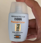 Protetor Solar Facial ISDIN Fusion Water 5 Stars FPS 60 sem cor – 30ml na Amazon