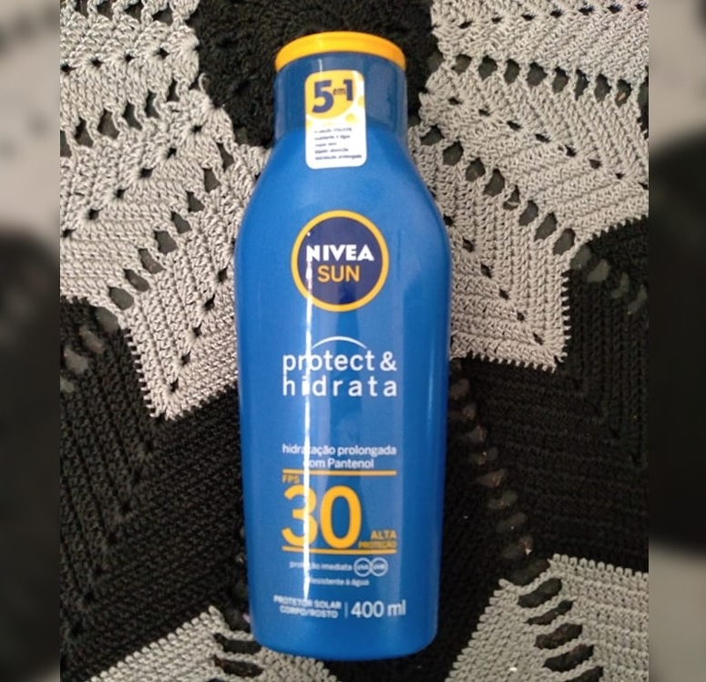Protetor Solar NIVEA SUN Protect & Hidrata FPS30 400ml, Nivea na Amazon