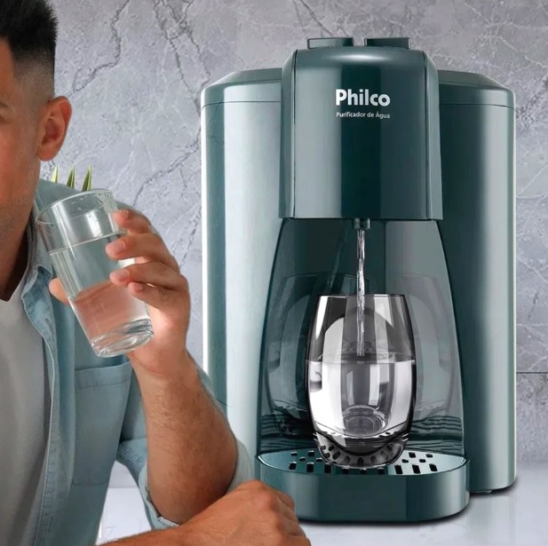 Purificador de Água Eletrônico Philco PBE05CF Preto Bivolt na Magazine Luiza