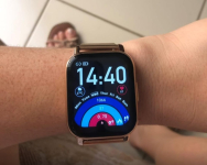 Relogio Smartwatch Feminino(Fazer/Atender Chamada),1.85”Smart Watch Com controle de voz AI,Pressão arterial/SpO2/monitor de freqüência cardíaca Fitness Watch Bluetooth para iPhone Android Phone na Amazon