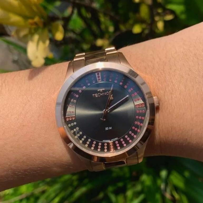 Relógio Technos Feminino Brilho Rosé – 2036MQF/1C na Amazon