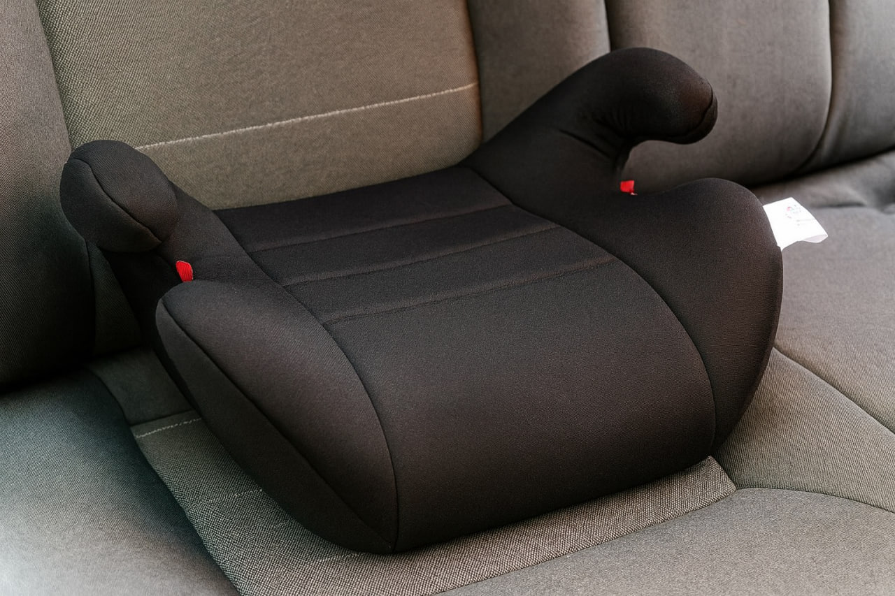 Replay Kids Assento De Carro Infantil Elevação Fit Up (15 até 36kgs), Preto na Amazon