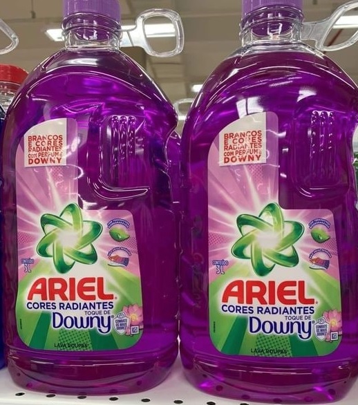 Sabão Líquido Ariel Cores Radiantes Toque de Downy 3L na Amazon