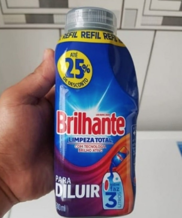 Sabão Líquido Brilhante Concentrado para Diluir Limpeza Total – 500ml na Extra