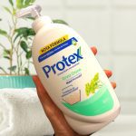 Sabonete Líquido Antibacteriano para as Mãos Protex Erva Doce 400ml na Amazon