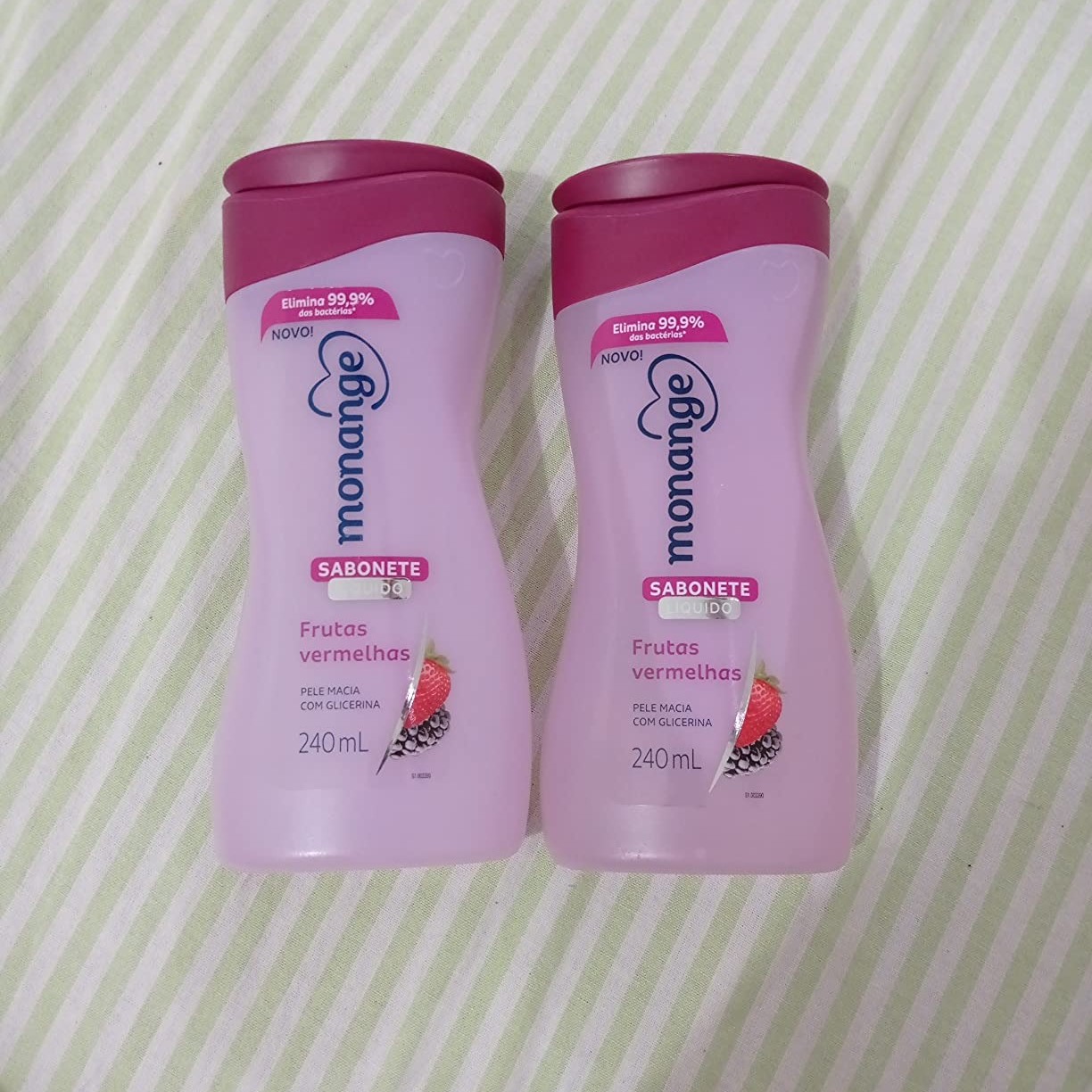 Sabonete Líquido Frutas Vermelhas 240Ml, Monange na Amazon