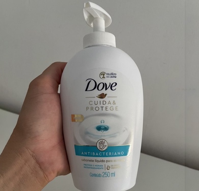 Sabonete Líquido Para as Mãos Dove Antibacteriano Cuida & Protege Elimina até 99,9% das Bactérias 250ml na Amazon